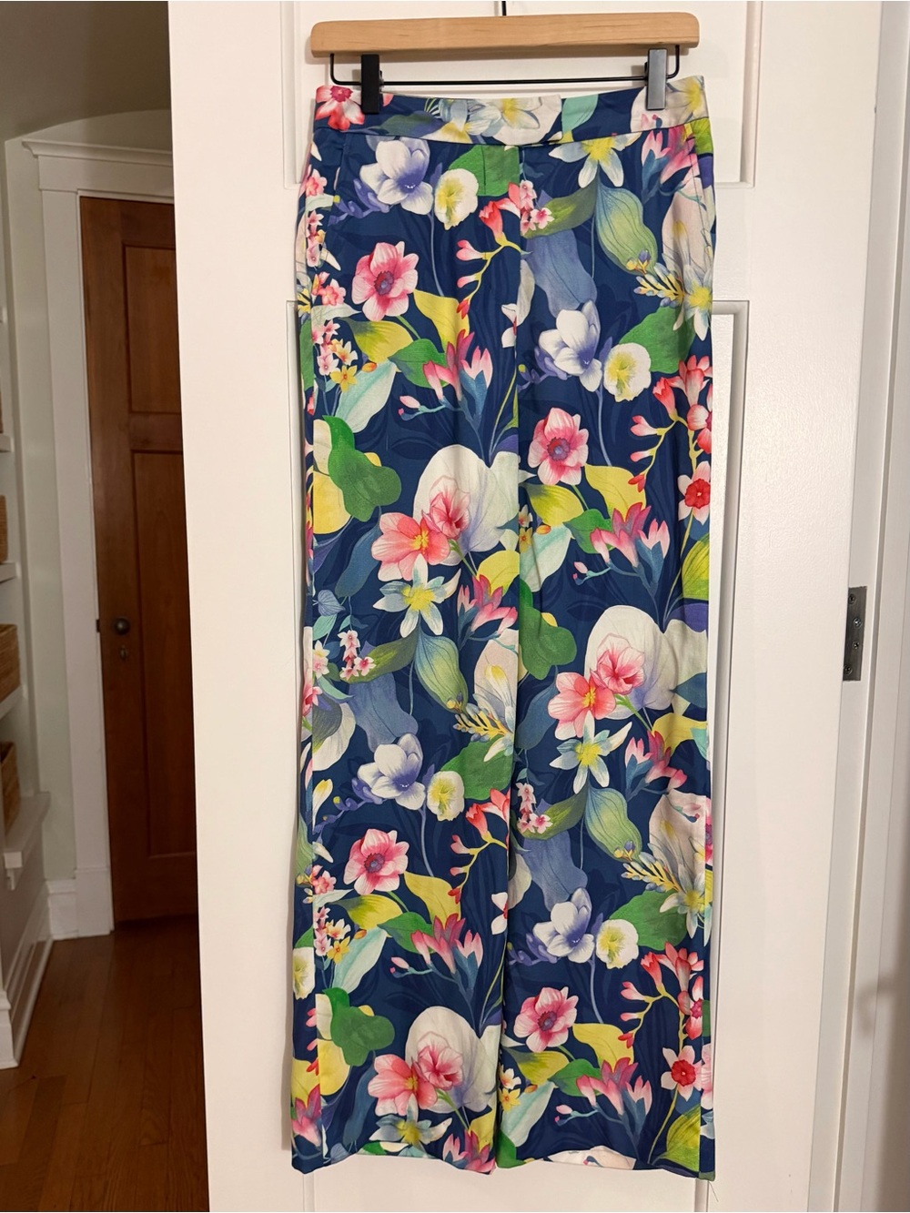 J. McLaughlin Navy Floral Wide Leg Pants